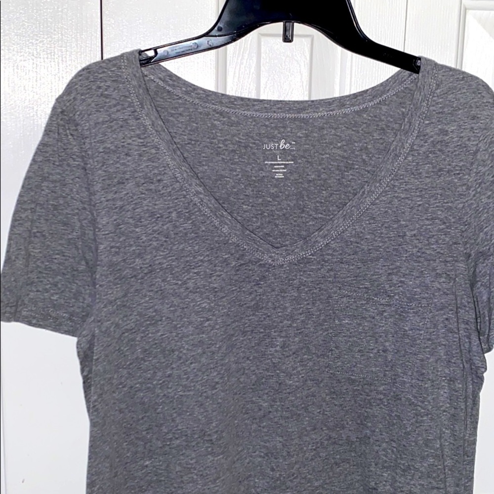 Gray v neck with cool pocket